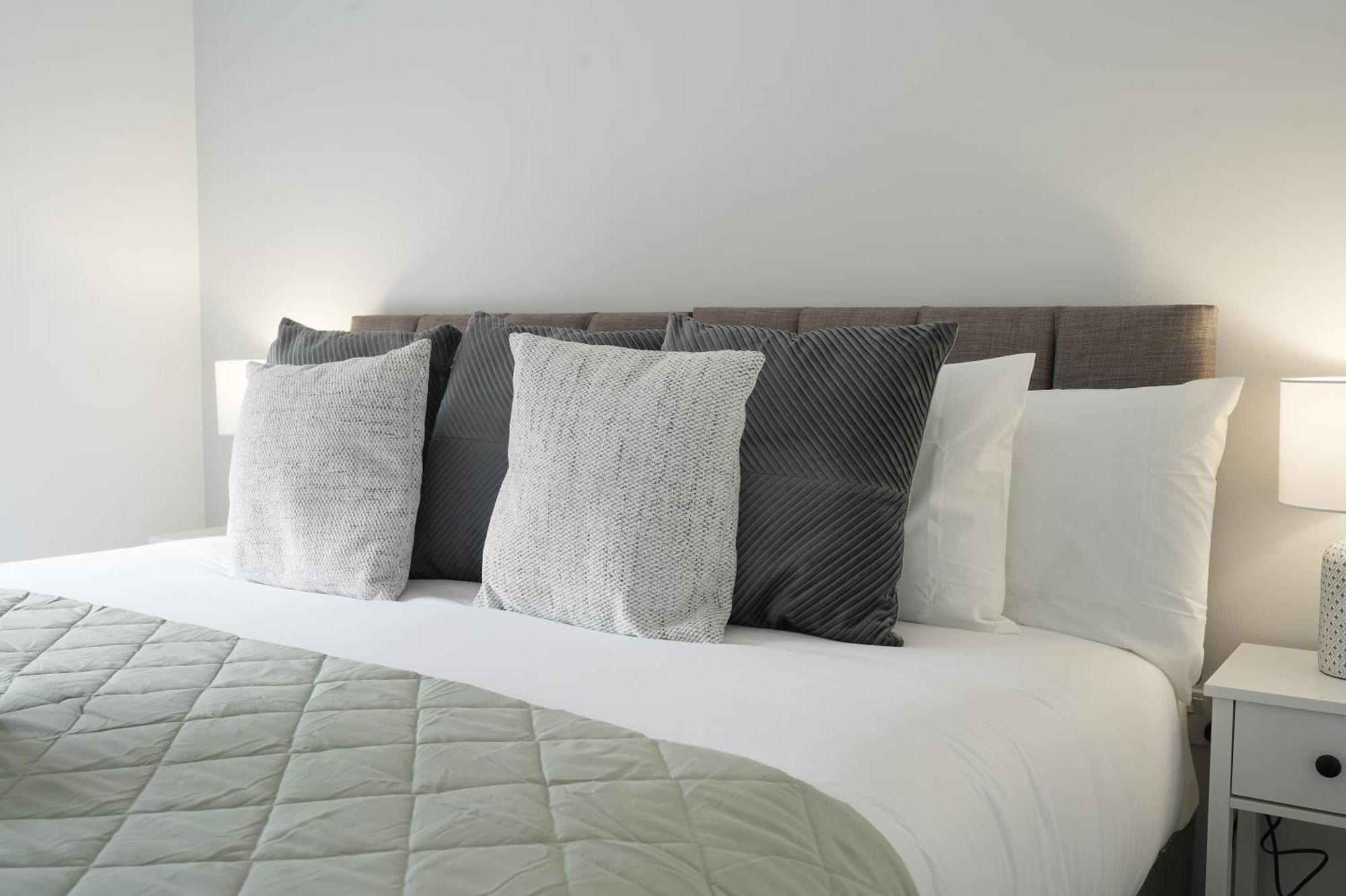 Mersey Way, Spacious 3 Bed Home, Close To Sheffield City Centre & Free Driveway Parking - Perfect For Workers, Groups & Families - Hosted By Stay Host Save Eksteriør bilde