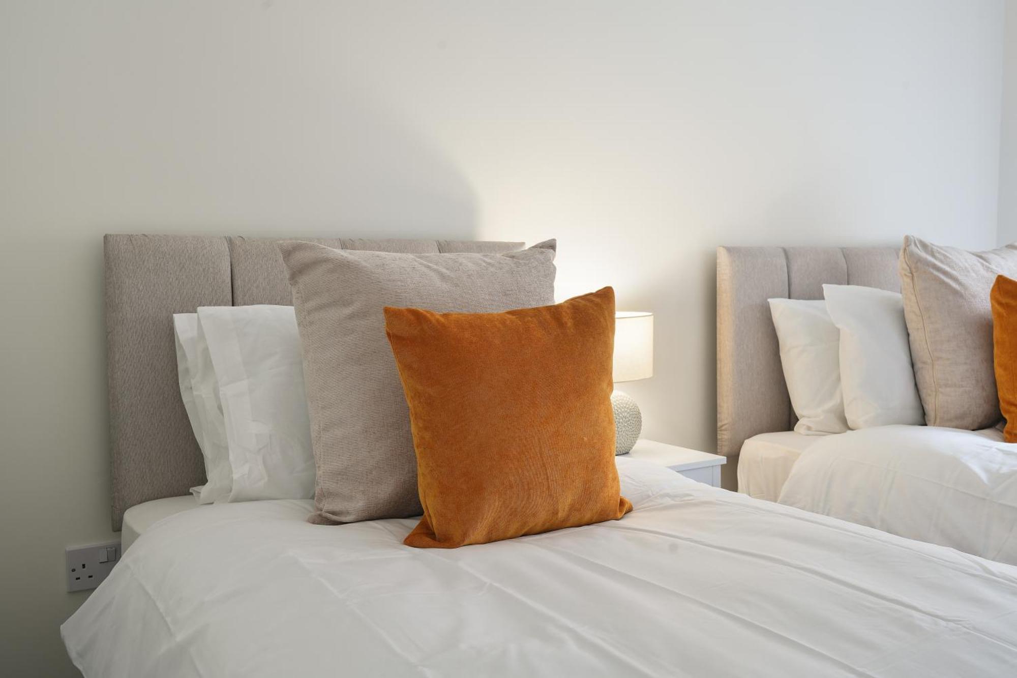 Mersey Way, Spacious 3 Bed Home, Close To Sheffield City Centre & Free Driveway Parking - Perfect For Workers, Groups & Families - Hosted By Stay Host Save Eksteriør bilde